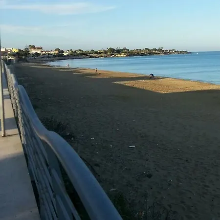 度假居 Voglia Di Mare 阿沃拉