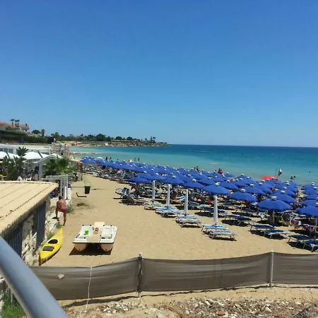 Voglia Di Mare 度假居 阿沃拉